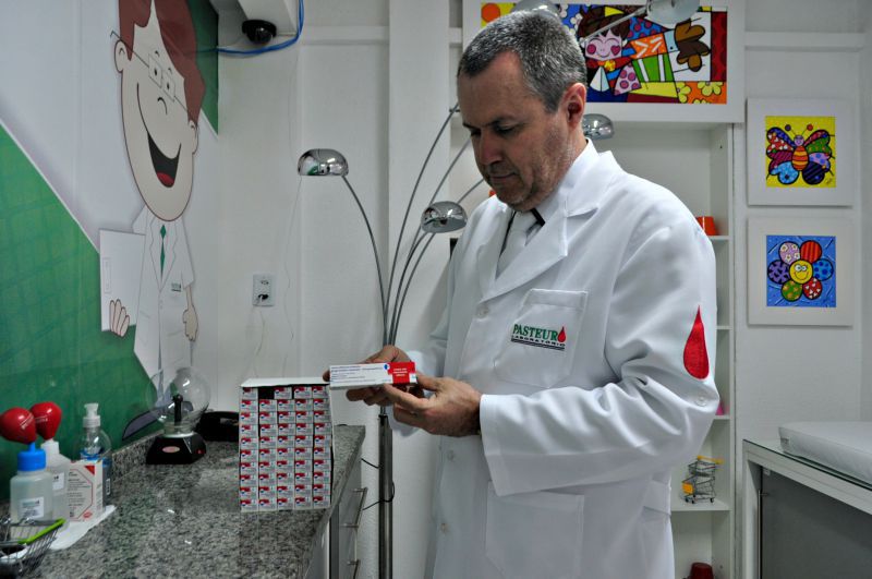 Vacina contra a gripe está disponível no Laboratório Pasteur
